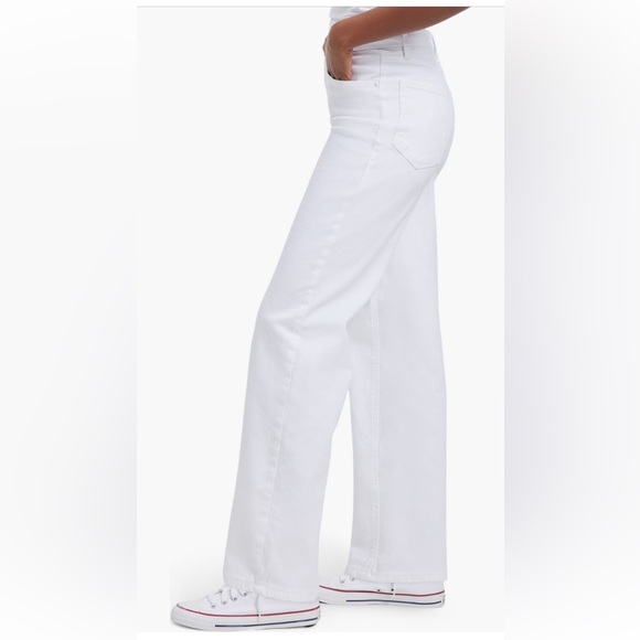 Good American Good 90’s White Jeans (size 10) - Picture 2 of 15
